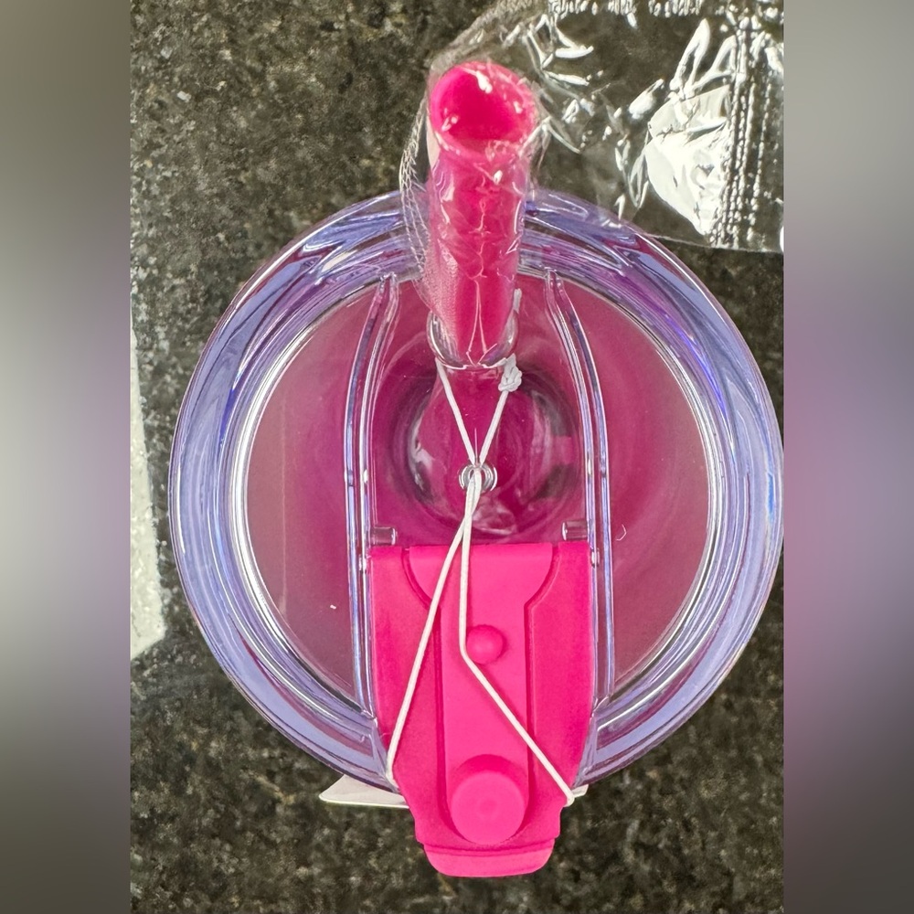 Dunkin' Summer 2024 Ombre Plastic Insulated 24oz Tumbler PINK - NWT - Picture 3 of 4